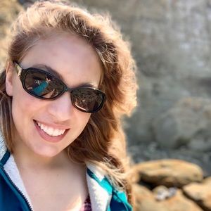 Meet your Posher, Alayna